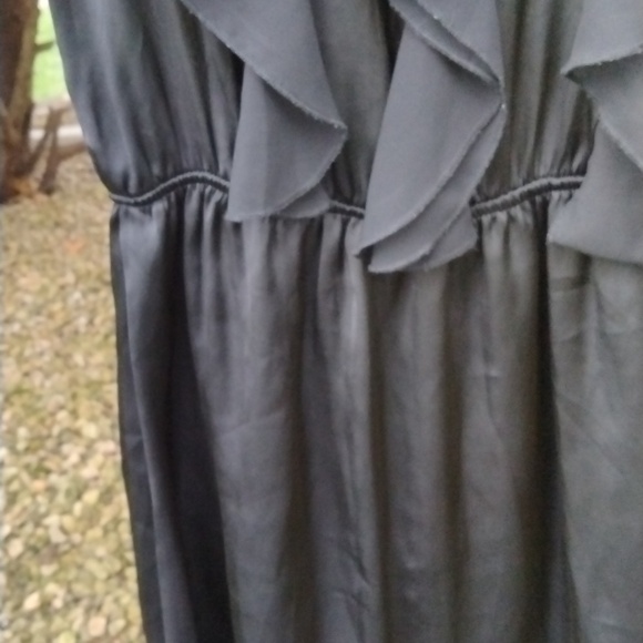 Jen N Rose silky polyester ruffled dress size medium - Picture 4 of 13